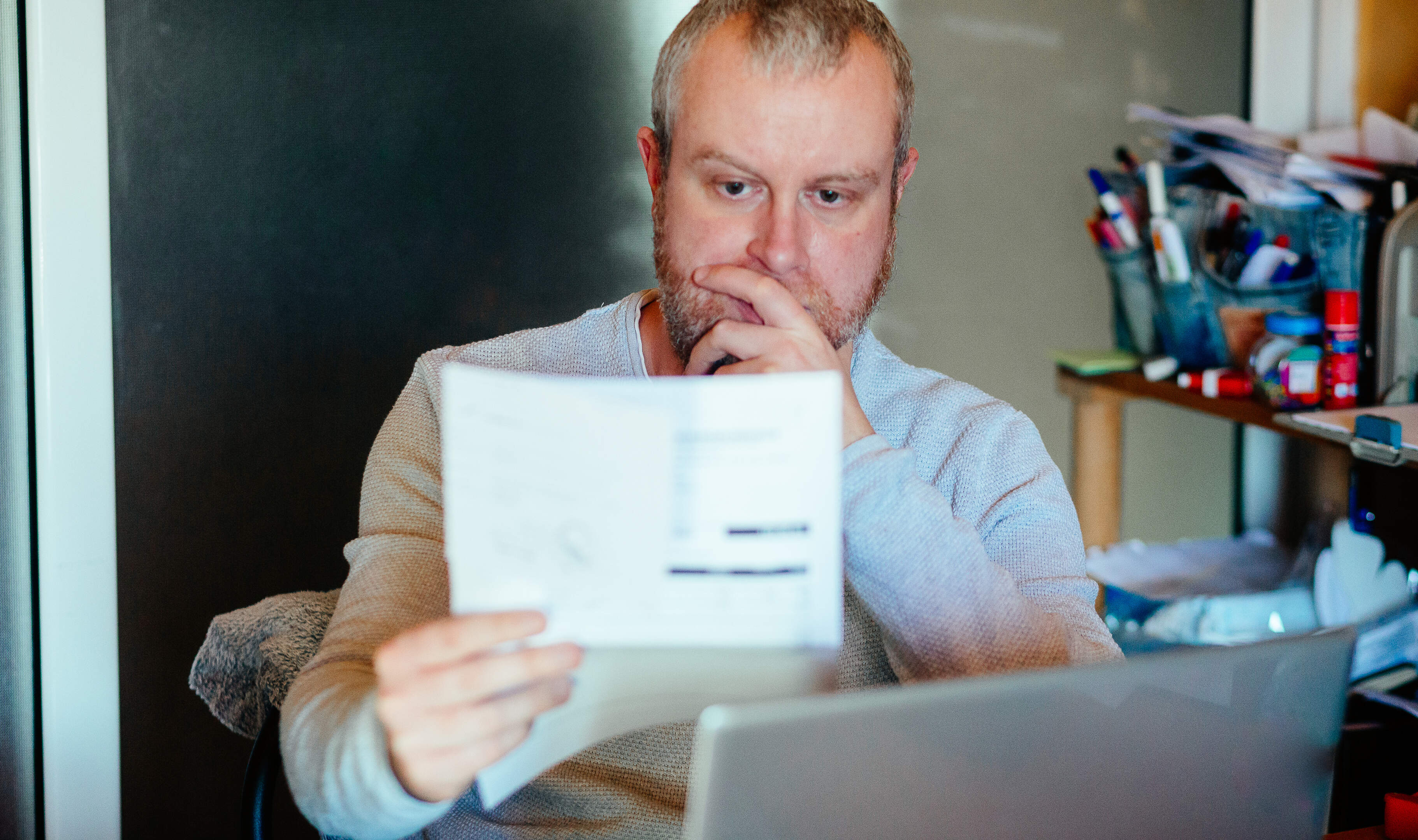’Timmermans-taks’ tegen CO2-uitstoot gaat ons tot 70 euro per maand extra kosten: ’Ingrepen van politiek nodig’